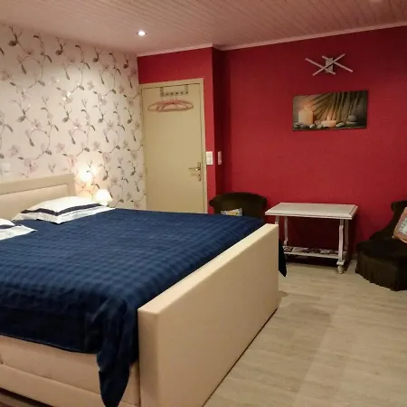 Les Ecureuils Bed and Breakfast